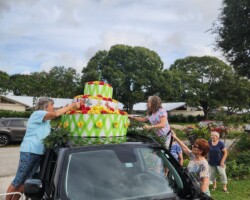 Assembling the float